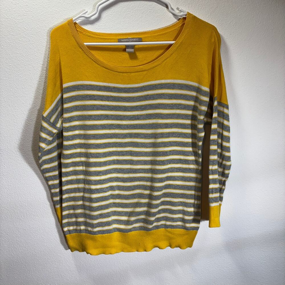 Banana Republic Women’s Sweater Size Small Mustard Yellow Gray Stripe Pullover
